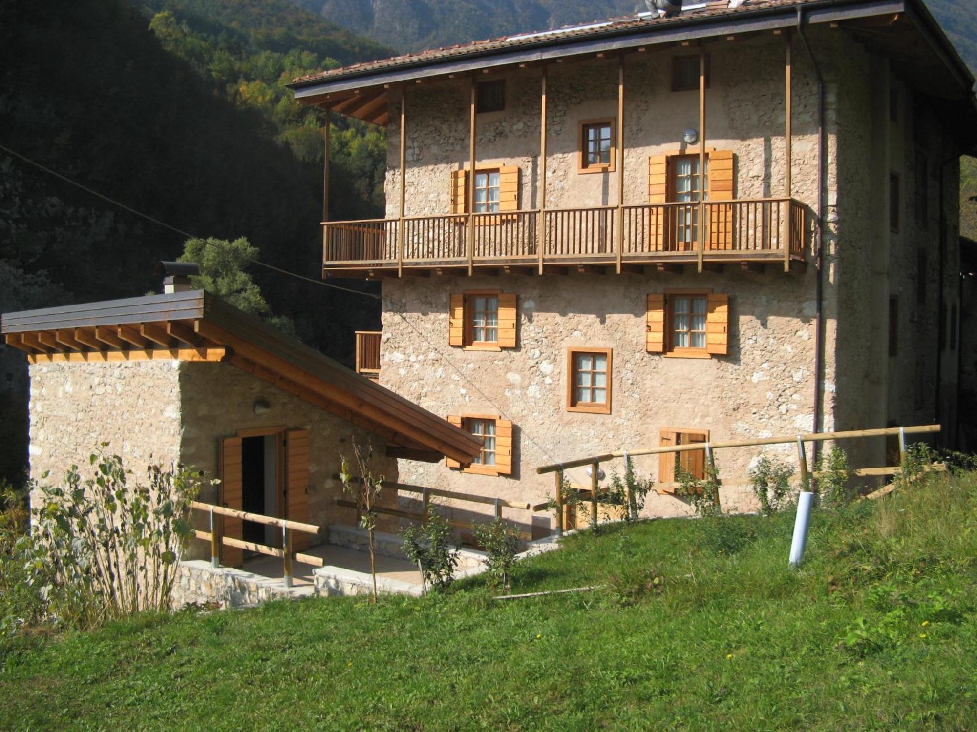 B&B Arlanch 8 Vallarsa Экстерьер фото
